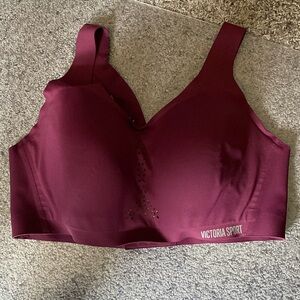 Victoria's Secret Sport Bra in Burgundy